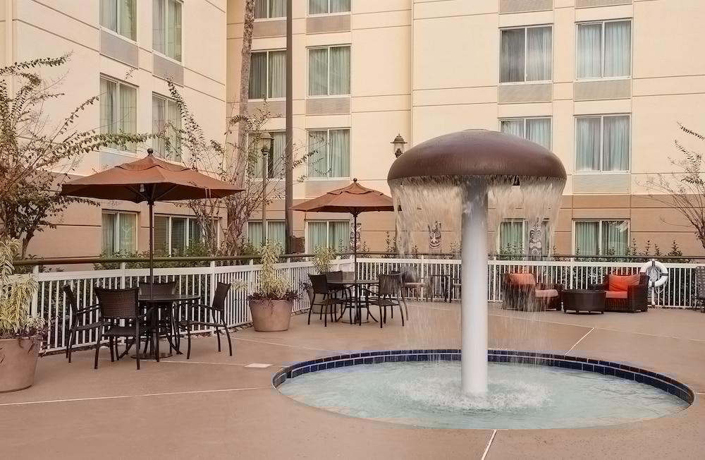 Hilton Garden Inn Orlando Airport Exterior foto